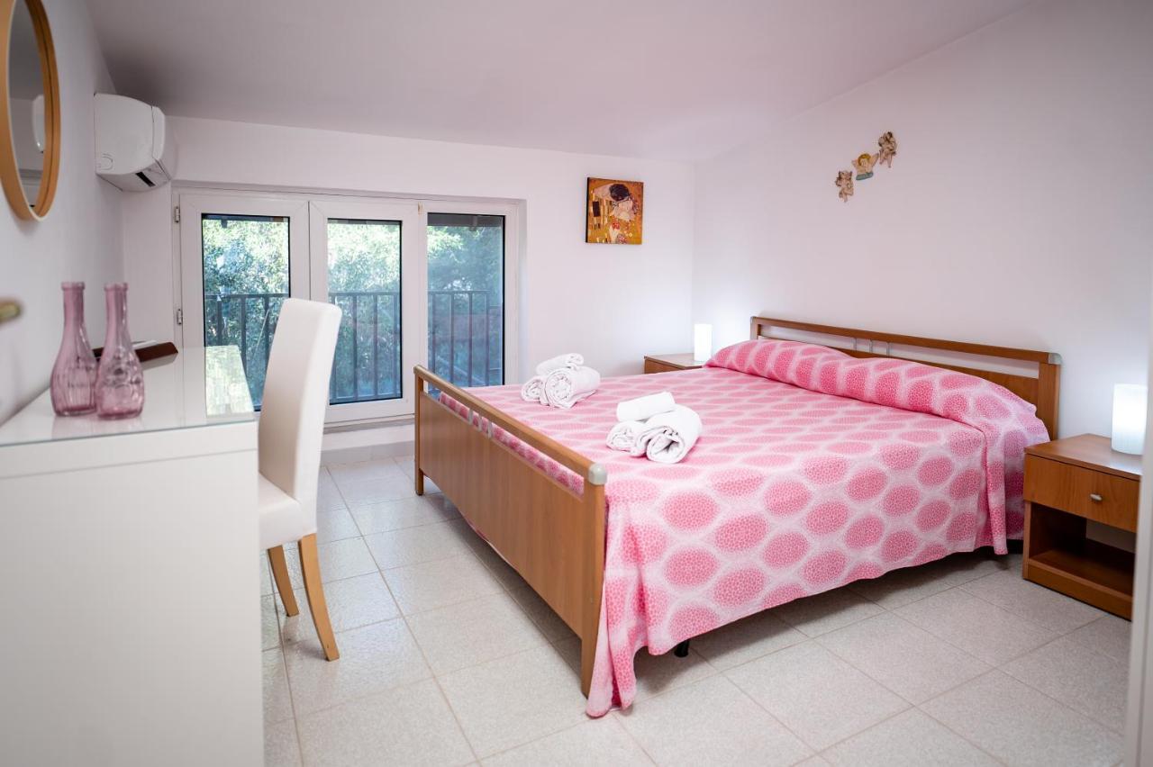 Apartamento La Casa Del Maestro Attico Pisciotta Exterior foto