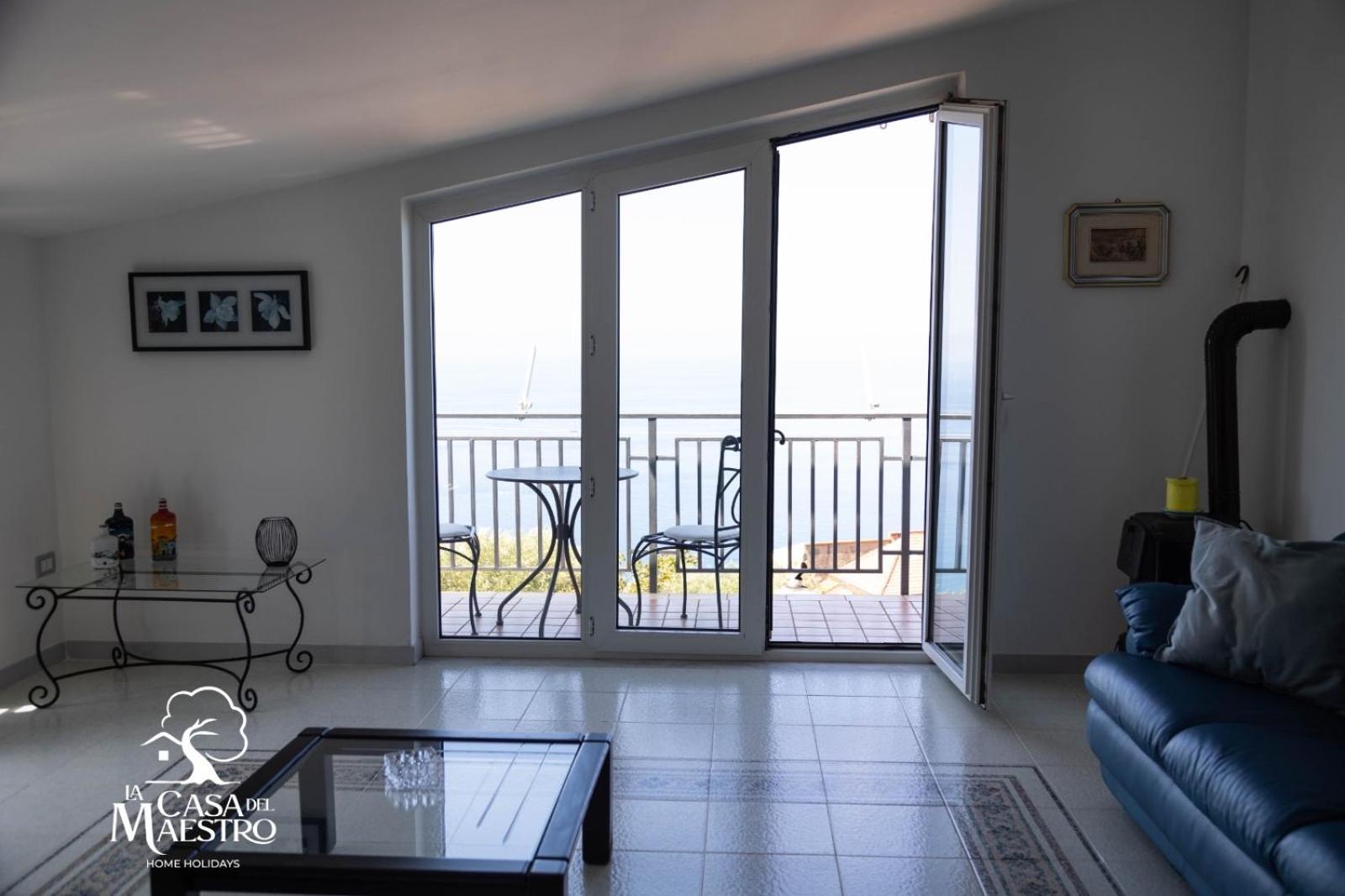 Apartamento La Casa Del Maestro Attico Pisciotta Exterior foto