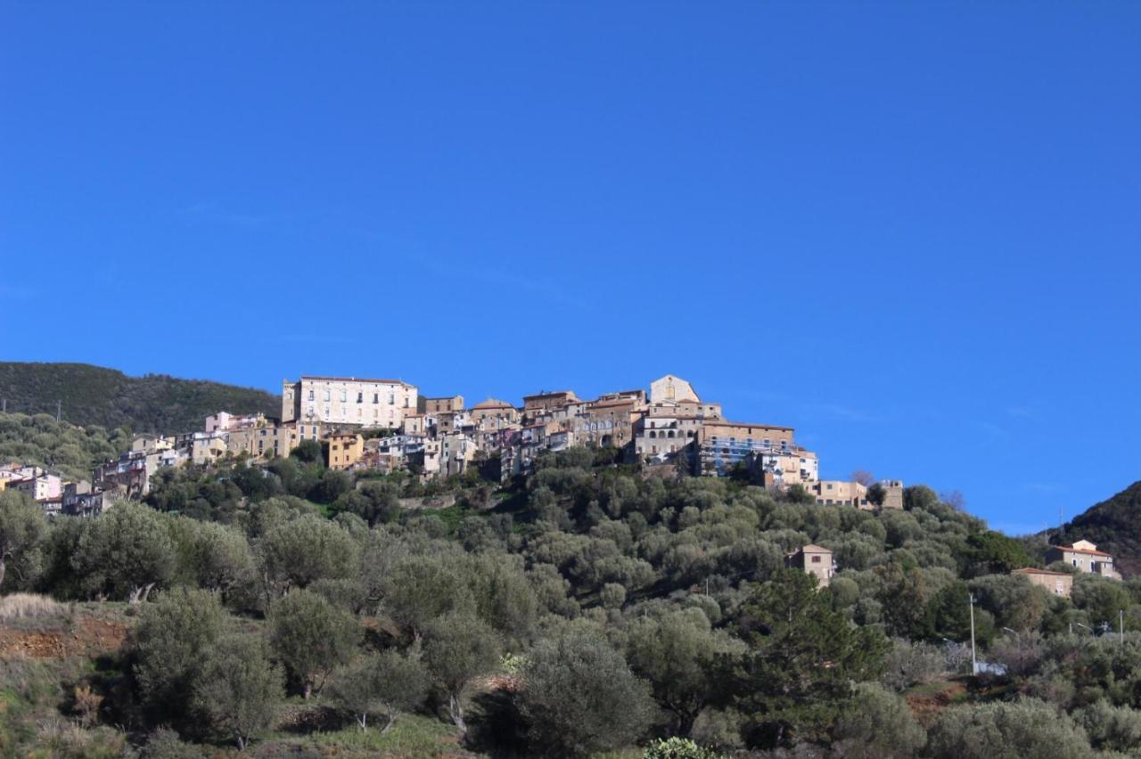 Apartamento La Casa Del Maestro Attico Pisciotta Exterior foto