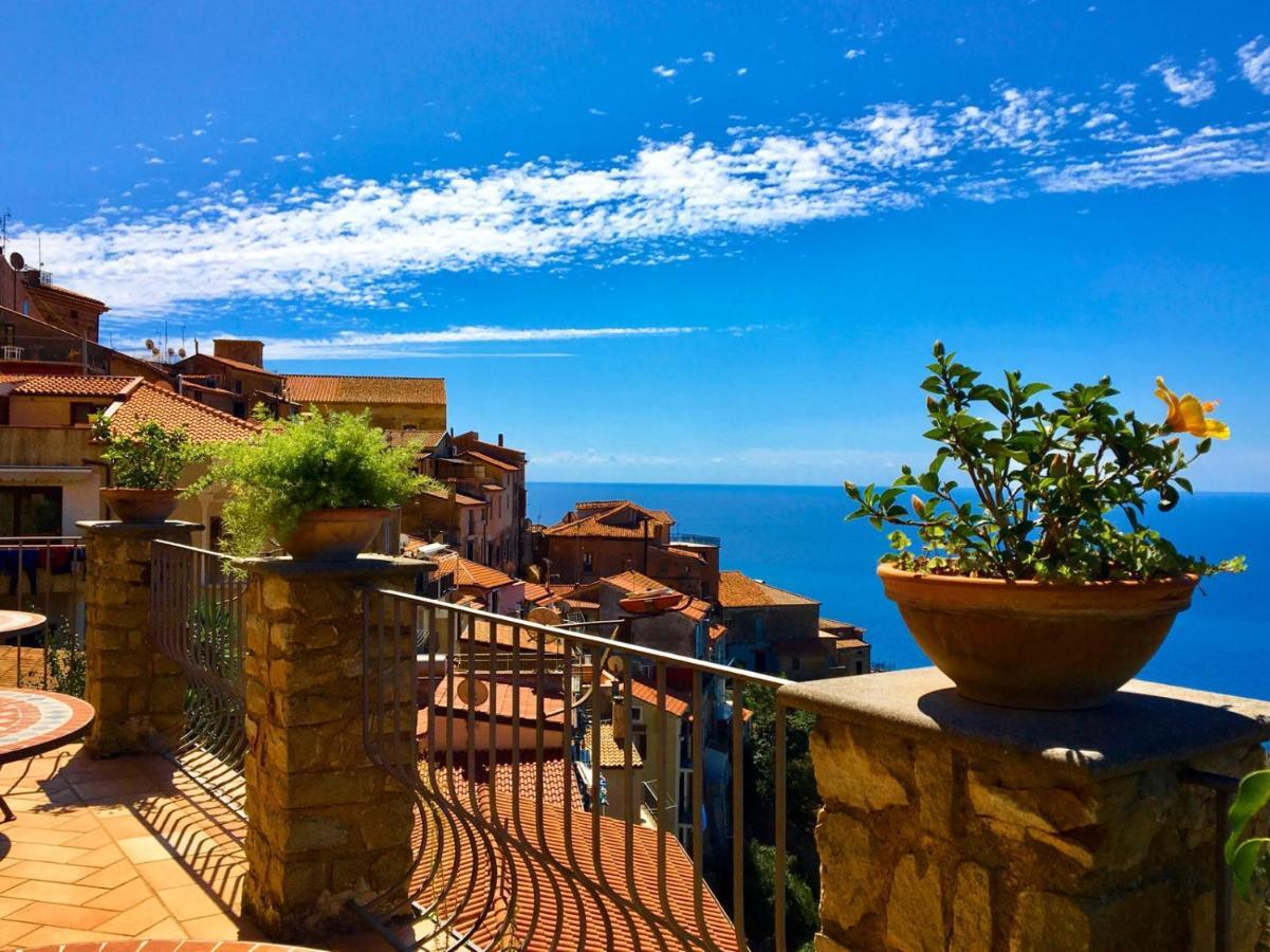 Apartamento La Casa Del Maestro Attico Pisciotta Exterior foto